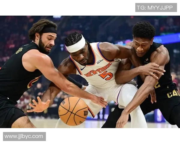 兰德尔手感火热高效砍下23分带队展现统治力助尼克斯再迎关键胜利